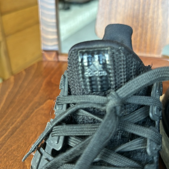 Adidas UltraBoost running shoe, black with white sole - Picture 4 of 10